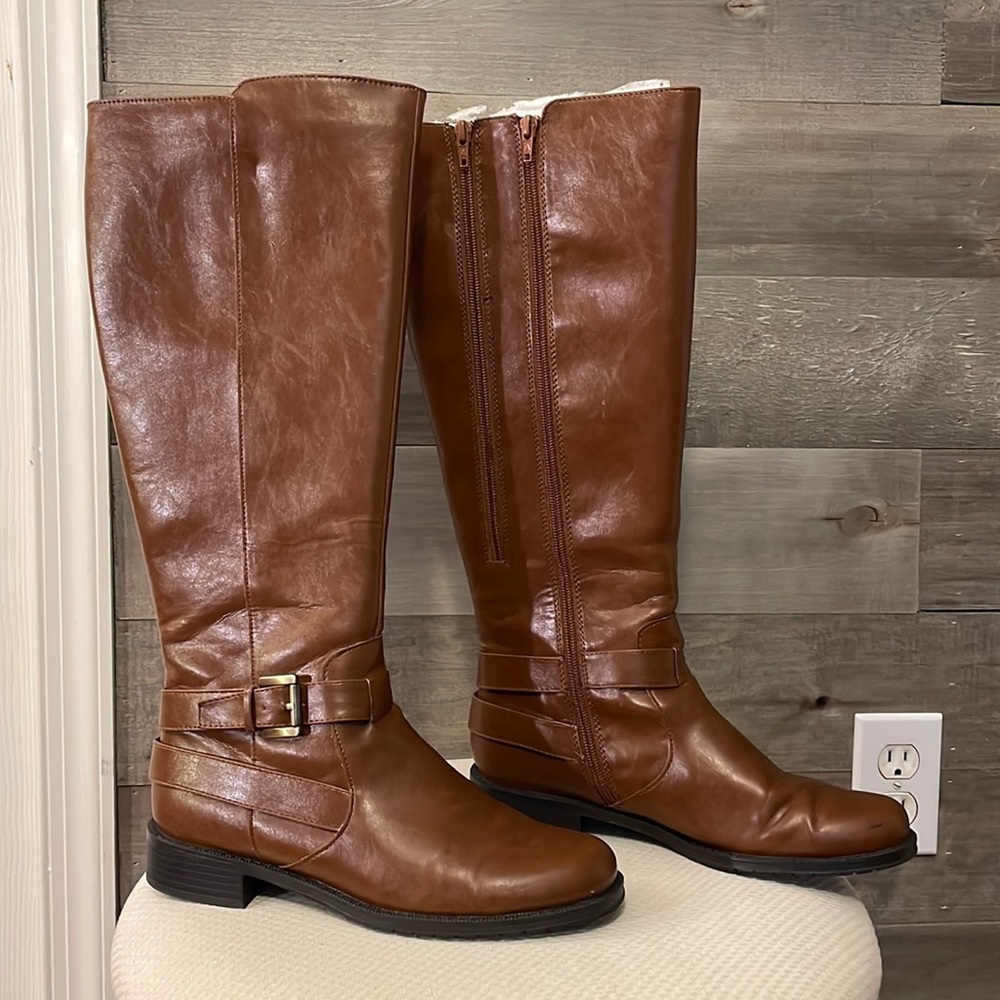 Aerosoles With Pride Tan Memory foam Size 9 Boots